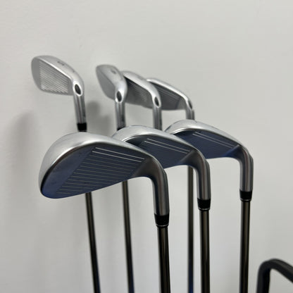 Callaway Big Bertha B21 Iron Set 5-PW, AW Left Hand Graphite Senior (Pre-Owned)